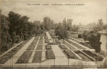 1 vue 3610 Charente - AIGRE - La Roseraie - Jardin à la Française